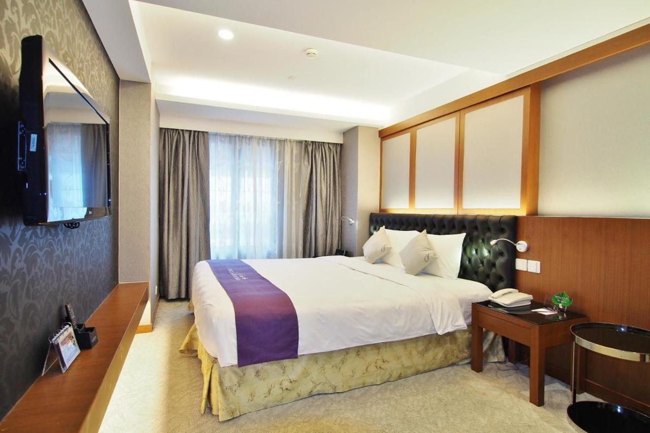 The Bauhinia Hotel - Central Hong Kong Exterior foto